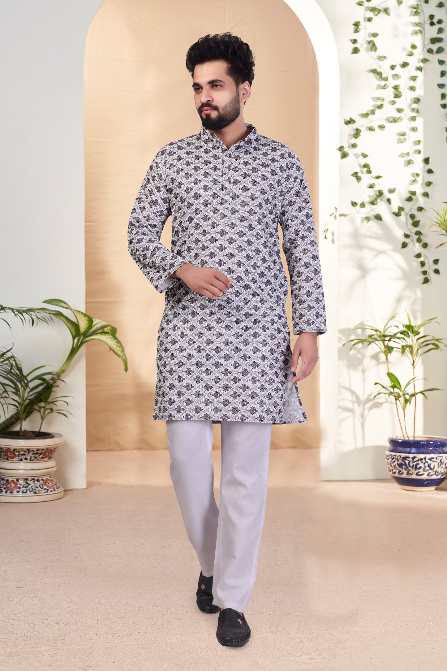 BLACK RAYON DIGITAL PRINT KURTA WITH PAYJAMA SET