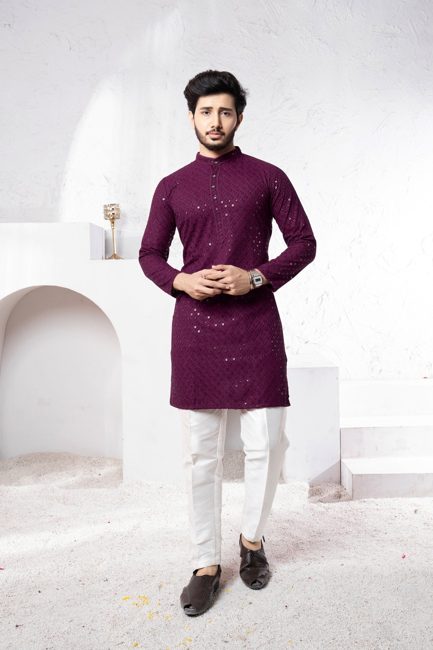 LUCKNOWI CHIKANKARI KURTA