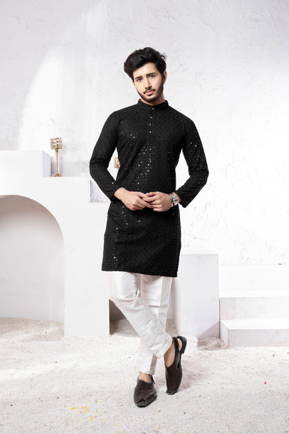 LUCKNOWI CHIKANKARI KURTA