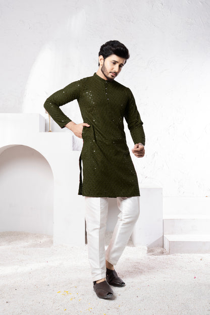 LUCKNOWI CHIKANKARI KURTA