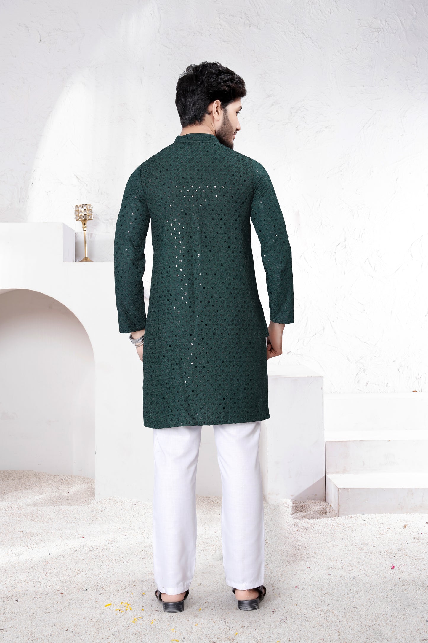 LUCKNOWI CHIKANKARI KURTA