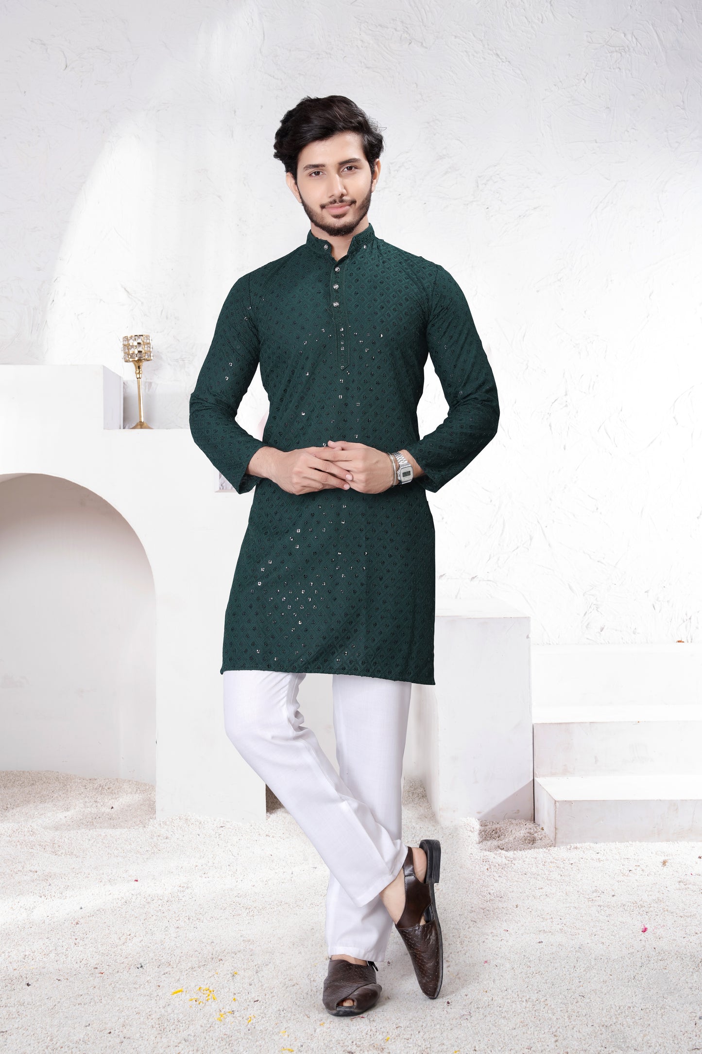 LUCKNOWI CHIKANKARI KURTA